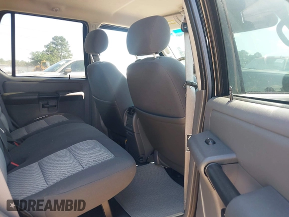 2004 Ford Explorer Sport Trac XLS with VIN 1FMZU67K64UA22178, listed as a IAAI auction lot 42316378 with 106,544 mi miles and . Bid and sale history available at DreamBid. Image 8.