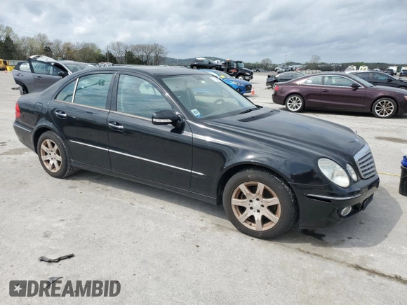 2008 Mercedes-Benz E 320 with VIN WDBUF22X28B294053, listed as a Copart auction lot 51842435 with 194,732 mi miles and Clean Title. Bid and sale history available at DreamBid. Image 4.