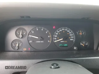 2004 Jeep Grand Cherokee Laredo with VIN 1J4GX48SX4C201569, listed as a Copart auction lot 58631585 with 271,124 mi miles and Salvage title. Bid and sale history available at DreamBid. Image 9.