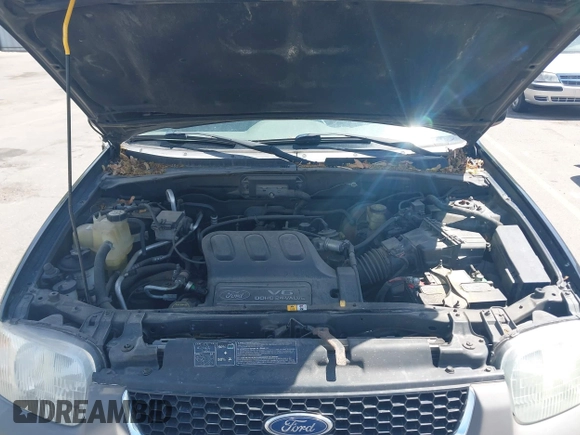 2002 Ford Escape XLT Choice с VIN 1FMCU04112KB54482, выставлен на аукционе IAAI как лот 42391708 с пробегом 212 729 миль миль и . История ставок и продаж доступна на DreamBid. Изображение 10.