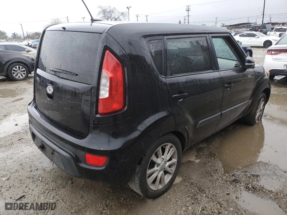 2012 Kia Soul + with VIN KNDJT2A66C7740402, listed as a Copart auction lot 47771235 with 0 mi miles and Clean Title. Bid and sale history available at carsss.com. Image 3.