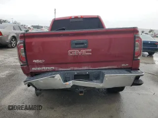 2018 GMC Sierra 1500 SLT z VIN 3GTU2NEC7JG198150, wystawiony jako Copart lot #83103454 z przebiegiem 84 450 mil mil oraz Nie do naprawy • Non repairable. Historia ofert i sprzedaży dostępna na DreamBid. Obrazek 6.