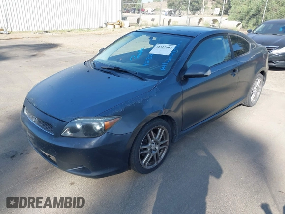 2005 Scion tC z VIN JTKDE167750030271, wystawiony jako IAAI lot #42327407 z przebiegiem 170 452 mil mil oraz . Historia ofert i sprzedaży dostępna na DreamBid. Obrazek 2.