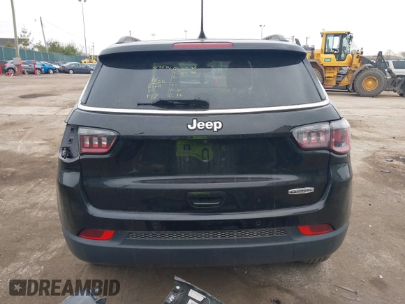 2018 Jeep Compass Latitude with VIN 3C4NJCBB7JT285996, listed as a IAAI auction lot 42063437 with 91,505 mi miles and . Bid and sale history available at DreamBid. Image 17.