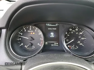 2017 Nissan Rogue SV with VIN KNMAT2MV9HP578095, listed as a Copart auction lot 61215775 with 108,192 mi miles and Salvage title. Bid and sale history available at DreamBid. Image 9.