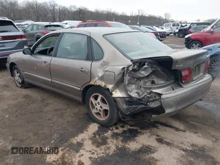 1998 Toyota Avalon XL with VIN 4T1BF18B7WU256930, listed as a IAAI auction lot 41297552 with 210,745 mi miles and . Bid and sale history available at DreamBid. Image 3.