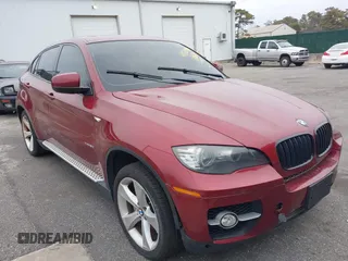 2009 BMW X6 z VIN 5UXFG83589LZ94208, wystawiony jako IAAI lot #41720846 z przebiegiem 140 538 mil mil oraz . Historia ofert i sprzedaży dostępna na DreamBid. Obrazek 1.