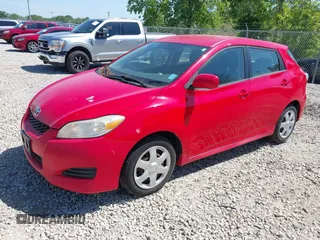 2009 Toyota Matrix z VIN 2T1KU40E29C053317, wystawiony jako IAAI lot #42397682 z przebiegiem 187 740 mil mil oraz . Historia ofert i sprzedaży dostępna na DreamBid. Obrazek 2.