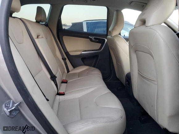 2016 Volvo XC60 T6 Drive-E with VIN YV449MDK4G2856889, listed as a Copart auction lot 83114094 with 126,561 mi miles and Salvage Title. Bid and sale history available at carsss.com. Image 11.