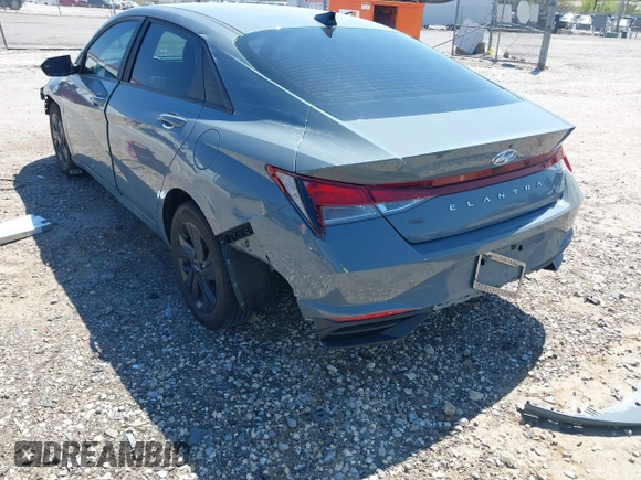 2022 Hyundai Elantra SEL z VIN KMHLM4AG5NU365970, wystawiony jako IAAI lot #42008183 z przebiegiem 62 332 mil mil oraz . Historia ofert i sprzedaży dostępna na DreamBid. Obrazek 19.