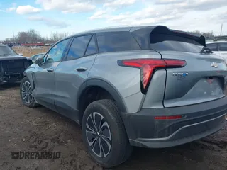 2024 Chevrolet Blazer EV eAWD LT z VIN 3GNKDBRJ0RS277894, wystawiony jako IAAI lot #41684973 z przebiegiem 5034 mil mil oraz . Historia ofert i sprzedaży dostępna na DreamBid. Obrazek 3.