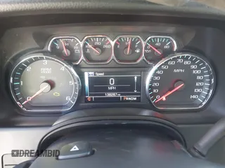 2015 Chevrolet Tahoe LT z VIN 1GNSCBKC2FR145619, wystawiony jako IAAI lot #42630761 z przebiegiem 138 287 mil mil oraz . Historia ofert i sprzedaży dostępna na DreamBid. Obrazek 7.