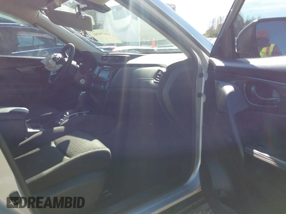 2020 Nissan Rogue SV with VIN JN8AT2MT1LW033932, listed as a IAAI auction lot 41675781 with 67,419 mi miles and . Bid and sale history available at carsss.com. Image 5.