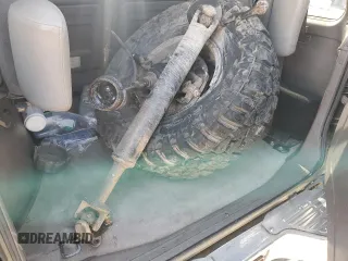 1998 Mitsubishi Montero z VIN JA4MR51R0WJ000921, wystawiony jako Copart lot #56250965 z przebiegiem 181 293 mil mil oraz Szkoda całkowita • Salvage title. Historia ofert i sprzedaży dostępna na DreamBid. Obrazek 13.