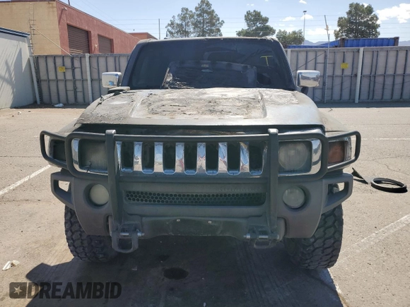 2006 Hummer H3 с VIN 5GTDN136668172156, выставлен на аукционе Copart как лот 56002995 с пробегом Не указан миль и На запчасти • Non repairable. История ставок и продаж доступна на DreamBid. Изображение 5.