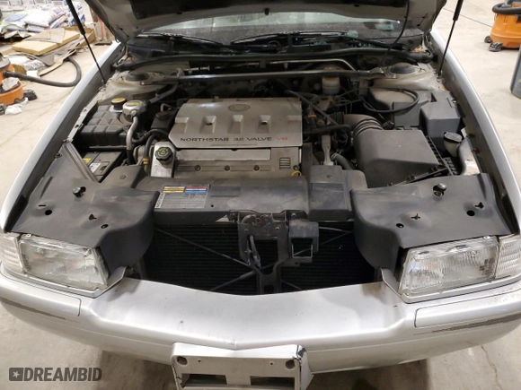 2000 Cadillac Eldorado Touring ETC with VIN 1G6ET1294YU180525, listed as a Copart auction lot 89253455 with 102,230 mi miles and Non Repairable. Bid and sale history available at carsss.com. Image 12.