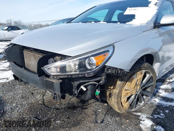 2018 Hyundai Elantra with VIN KMHH35LE2JU024806, listed as a IAAI auction lot 41263386 with 89,718 mi miles and . Bid and sale history available at DreamBid. Image 6.