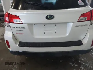 2012 Subaru Outback Limited с VIN 4S4BRCKC6C3284613, выставлен на аукционе IAAI как лот 42342050 с пробегом 215 691 миль миль и . История ставок и продаж доступна на DreamBid. Изображение 17.
