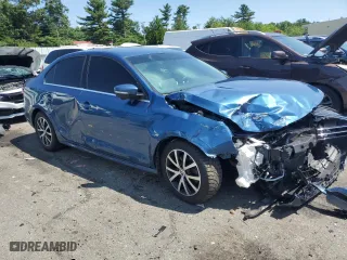 2017 Volkswagen Jetta 1.4T SE with VIN 3VWB67AJ4HM338594, listed as a Copart auction lot 62923084 with 0 mi miles and Non Repairable. Bid and sale history available at carsss.com. Image 4.