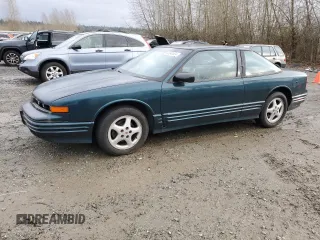 1996 Oldsmobile Cutlass Supreme S z VIN 1G3WH12M7TF330552, wystawiony jako Copart lot #83843834 z przebiegiem 111 819 mil mil oraz Czysty tytuł • Clean title. Historia ofert i sprzedaży dostępna na DreamBid. Obrazek 1.