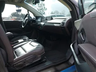 2017 BMW i3 z VIN WBY1Z8C32HV892344, wystawiony jako IAAI lot #42245334 z przebiegiem 48 335 mil mil oraz . Historia ofert i sprzedaży dostępna na DreamBid. Obrazek 5.