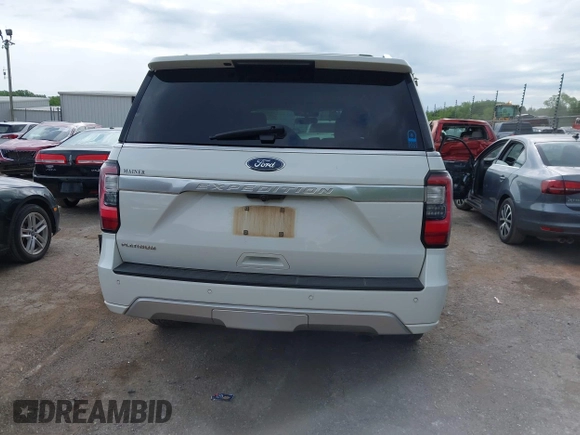 2020 Ford Expedition Platinum z VIN 1FMJU1MT0LEA73343, wystawiony jako IAAI lot #42303764 z przebiegiem 200 132 mil mil oraz . Historia ofert i sprzedaży dostępna na DreamBid. Obrazek 17.