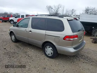 2003 Toyota Sienna LE with VIN 4T3ZF13C13U522248, listed as a IAAI auction lot 42070178 with 228,695 mi miles. Bid and sale history available at carsss.com. Image 3.