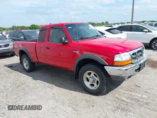 2000 Ford Ranger XLT with VIN 1FTZR15XXYPA19604, listed as a IAAI auction lot 42107859 with 114,052 mi miles. Bid and sale history available at carsss.com. Image 1.