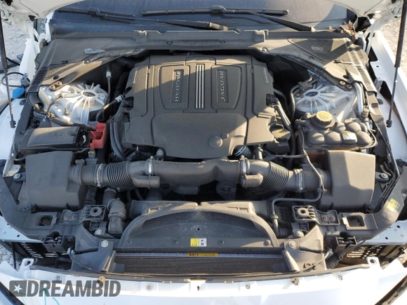 2016 Jaguar XF 35t Prestige with VIN SAJBE4BV3GCY09156, listed as a Copart auction lot 82657394 with 43,171 mi miles and Salvage Title. Bid and sale history available at carsss.com. Image 11.