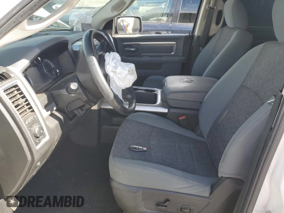 2019 Ram 1500 Big Horn z VIN 1C6RR7LT9KS559024, wystawiony jako Copart lot #49114615 z przebiegiem 119 345 mil mil oraz Szkoda całkowita • Salvage title. Historia ofert i sprzedaży dostępna na DreamBid. Obrazek 7.