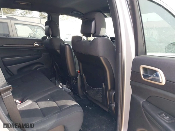 2014 Jeep Grand Cherokee Laredo with VIN 1C4RJFAG7EC243121, listed as a IAAI auction lot 41925695 with 147,999 mi miles. Bid and sale history available at carsss.com. Image 8.