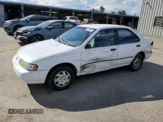 1996 Nissan Sentra XE z VIN 1N4AB41D7TC732349, wystawiony jako Copart lot #51018215 z przebiegiem 236 769 mil mil oraz Szkoda całkowita • Salvage title. Historia ofert i sprzedaży dostępna na DreamBid. Obrazek 1.