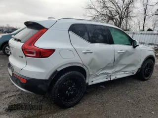 2023 Volvo XC40 Plus Bright Theme with VIN YV4L12UNXP2931564, listed as a Copart auction lot 86634444 with 27,997 mi miles and Salvage Title. Bid and sale history available at carsss.com. Image 3.