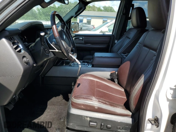 2016 Ford Expedition Platinum с VIN 1FMJU1MT0GEF07461, выставлен на аукционе Copart как лот 57493455 с пробегом 193 091 миль миль и Списание • Salvage title. История ставок и продаж доступна на DreamBid. Изображение 7.