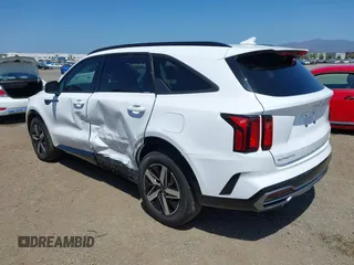 2023 Kia Sorento S z VIN 5XYRL4LCXPG229608, wystawiony jako IAAI lot #42096561 z przebiegiem 20 170 mil mil oraz . Historia ofert i sprzedaży dostępna na DreamBid. Obrazek 3.