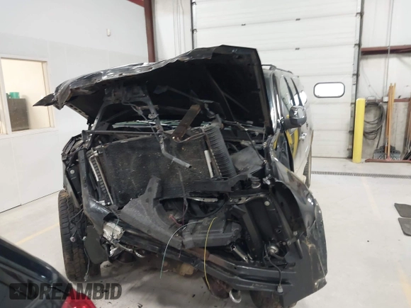 2008 GMC Yukon XL SLT 4SB z VIN 1GKFK16368R266193, wystawiony jako IAAI lot #42040699 z przebiegiem 228 448 mil mil oraz . Historia ofert i sprzedaży dostępna na DreamBid. Obrazek 12.