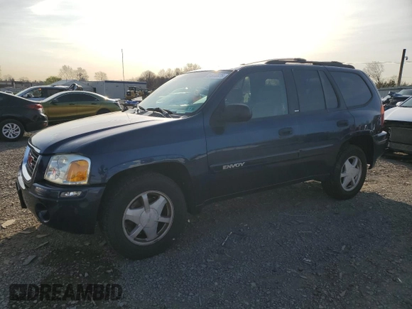 2003 GMC Envoy SLE with VIN 1GKDT13SX32318460, listed as a Copart auction lot 51370825 with 151,561 mi miles and Clean Title. Bid and sale history available at carsss.com. Image 1.