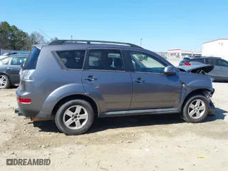 2009 Mitsubishi Outlander ES with VIN JA4LT21W59Z006995, listed as a IAAI auction lot 41639949 with 216,605 mi miles. Bid and sale history available at carsss.com. Image 13.