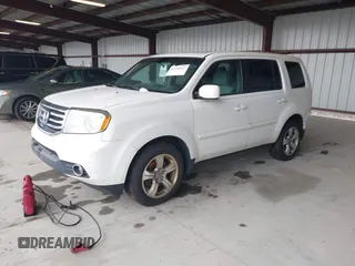 2013 Honda Pilot EX z VIN 5FNYF4H4XDB067602, wystawiony jako IAAI lot #42300013 z przebiegiem 241 760 mil mil oraz . Historia ofert i sprzedaży dostępna na DreamBid. Obrazek 2.