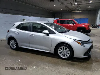 2025 Toyota Corolla Hatchback SE with VIN JTND4MBE9S3233894, listed as a Copart auction lot 68706034 with 706 mi miles and Salvage Title. Bid and sale history available at carsss.com. Image 4.