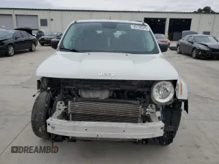 2017 Jeep Renegade Sport with VIN ZACCJBAB7HPG05614, listed as a Copart auction lot 45730315 with 152,655 mi miles and Salvage Title. Bid and sale history available at carsss.com. Image 5.