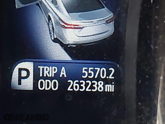 2014 Toyota Avalon Limited z VIN 4T1BK1EB3EU132555, wystawiony jako IAAI lot #41883284 z przebiegiem 263 238 mil mil oraz . Historia ofert i sprzedaży dostępna na DreamBid. Obrazek 15.