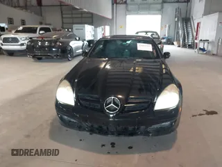2007 Mercedes-Benz SLK 280 с VIN WDBWK54F07F134240, выставлен на аукционе IAAI как лот 42803703 с пробегом 132 146 миль миль и . История ставок и продаж доступна на DreamBid. Изображение 6.