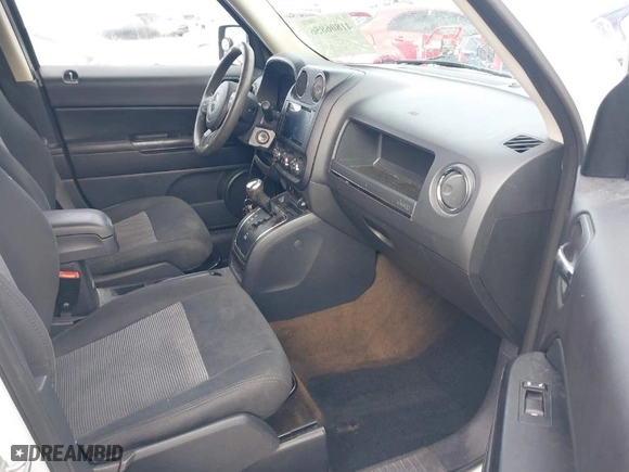 2016 Jeep Patriot Sport with VIN 1C4NJPBA5GD553263, listed as a IAAI auction lot 41806856 with 105,839 mi miles. Bid and sale history available at carsss.com. Image 5.