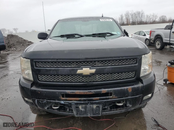2010 Chevrolet Silverado 1500 LT with VIN 1GCSKSE34AZ298230, listed as a Copart auction lot 47640145 with 190,583 mi miles and Salvage Title. Bid and sale history available at carsss.com. Image 5.