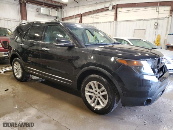 2014 Ford Explorer XLT with VIN 1FM5K8D83EGA29064, listed as a Copart auction lot 52140335 with 191,825 mi miles and Clean Title. Bid and sale history available at carsss.com. Image 4.