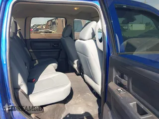 2017 Ram 1500 Express z VIN 3C6RR7KT4HG710272, wystawiony jako IAAI lot #41915939 z przebiegiem 105 890 mil mil oraz . Historia ofert i sprzedaży dostępna na DreamBid. Obrazek 8.