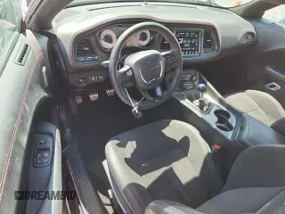 2023 Dodge Challenger R/T Scat Pack Widebody z VIN 2C3CDZFJ3PH596415, wystawiony jako Copart lot #61161035 z przebiegiem 10 317 mil mil oraz Szkoda całkowita • Salvage title. Historia ofert i sprzedaży dostępna na DreamBid. Obrazek 8.