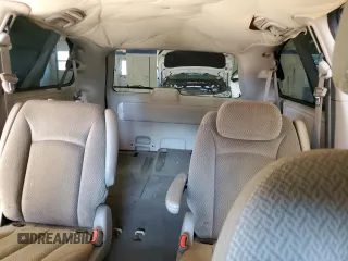 2006 Chrysler Town & Country LWB Touring with VIN 2A4GP54L06R714831, listed as a Copart auction lot 85642144 with 0 mi miles and Clean Title. Bid and sale history available at carsss.com. Image 10.