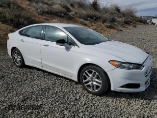 2016 Ford Fusion SE with VIN 3FA6P0H76GR342009, listed as a Copart auction lot 49444175 with 98,425 mi miles and Salvage Title. Bid and sale history available at DreamBid. Image 4.